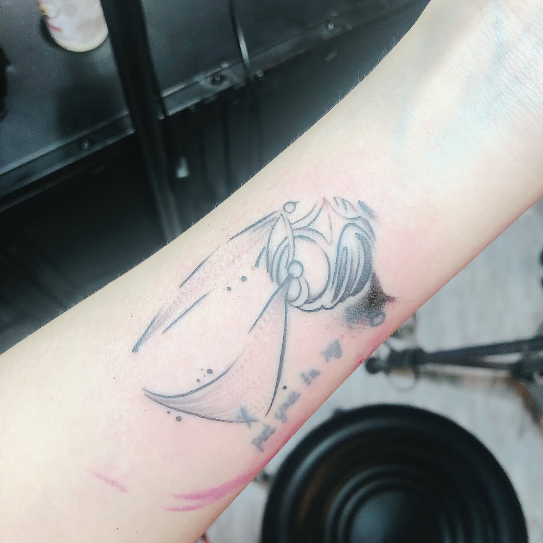 Tattoo by @zhongguoshenyang513tattoo — fine_line