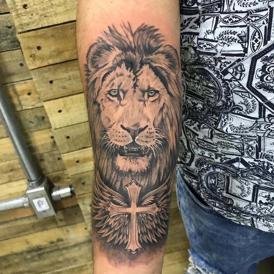 Tattoo by @primatattoo_021 — realism, black_and_grey
