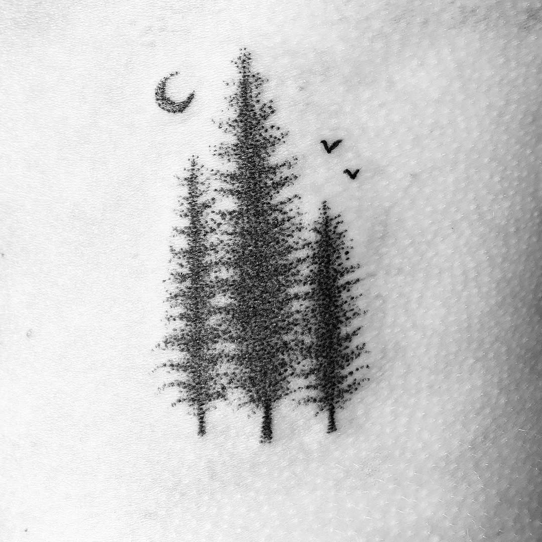 Tattoo by @tattoosbyrhonda — dotwork, minimalist