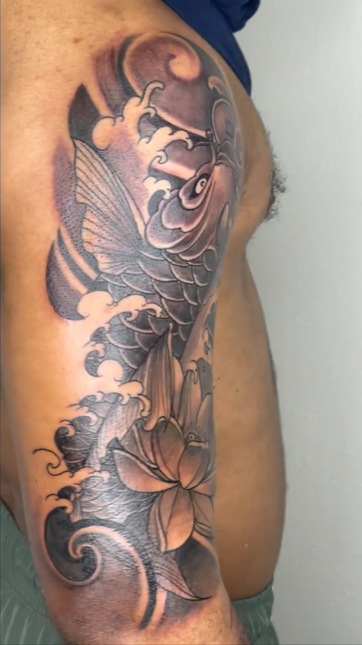 Tattoo by @tattoo_hec โ japanese_irezumi, black_and_grey