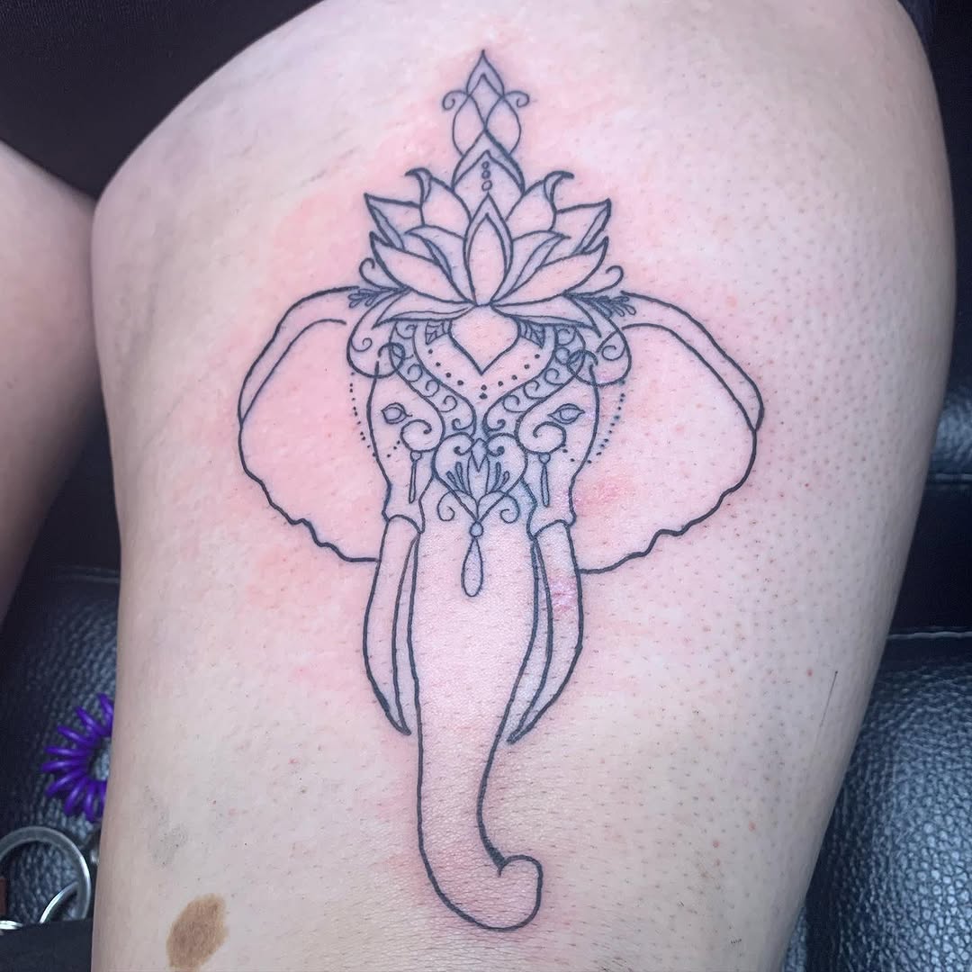 Tattoo by @divineink316 — geometric