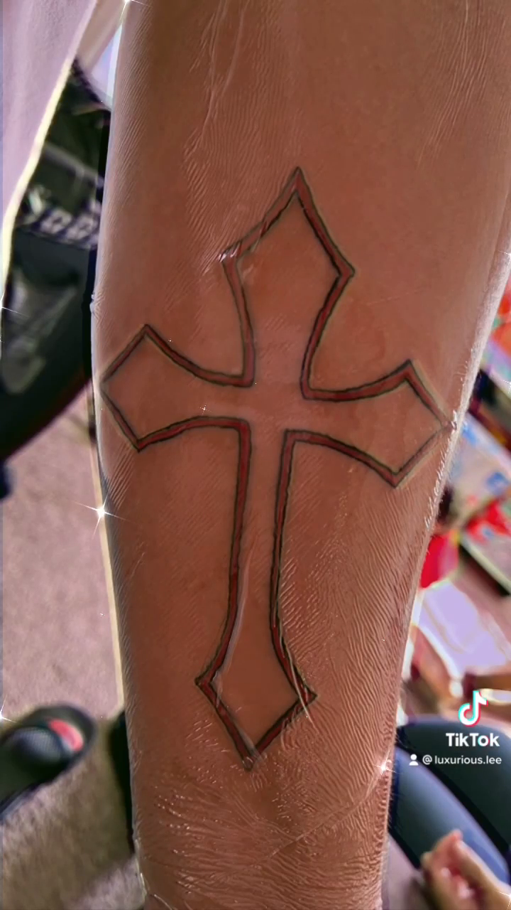 Tattoo by @luxurioustats216 — blackwork