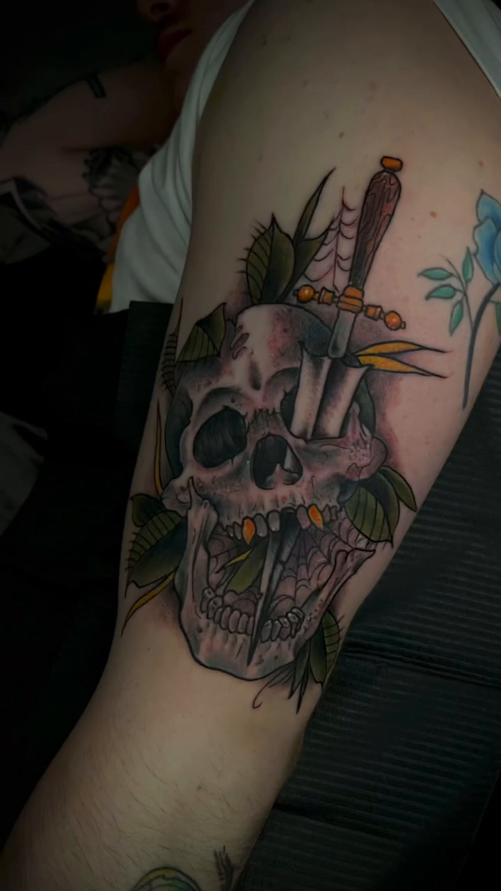 Tattoo by @em_tattoos — neo_traditional, realism