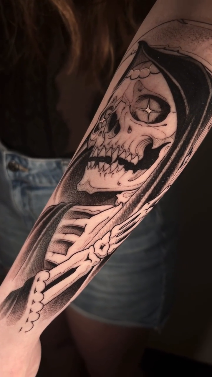 Tattoo by @angeloxlv โ black_and_grey, illustrative