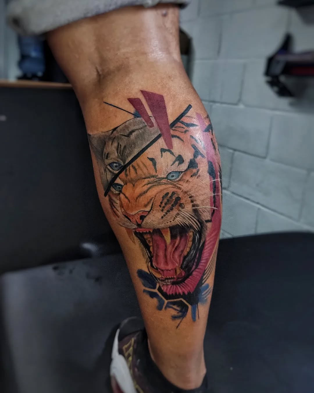 Tattoo by @alvinlouceltattooer — realism, trash_polka