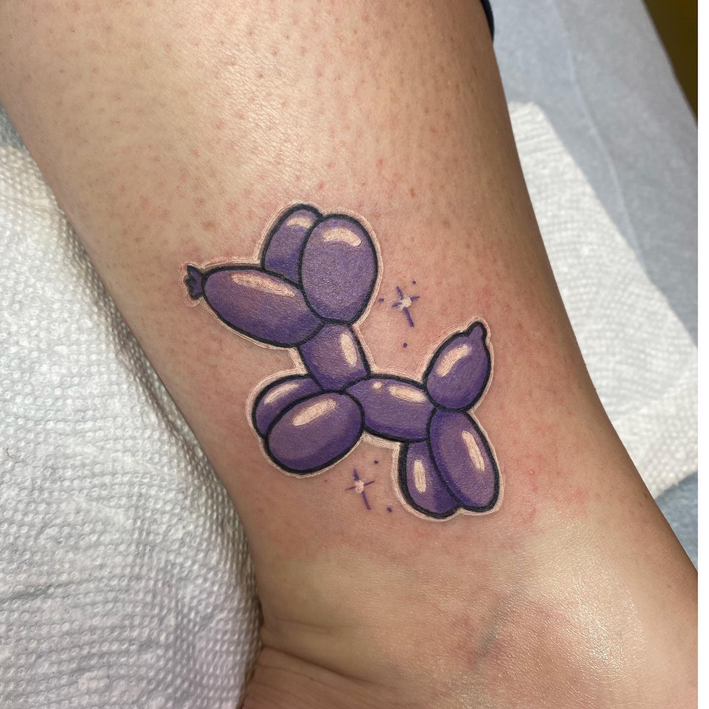 Tattoo by @sallydarlingtattoo — new_school