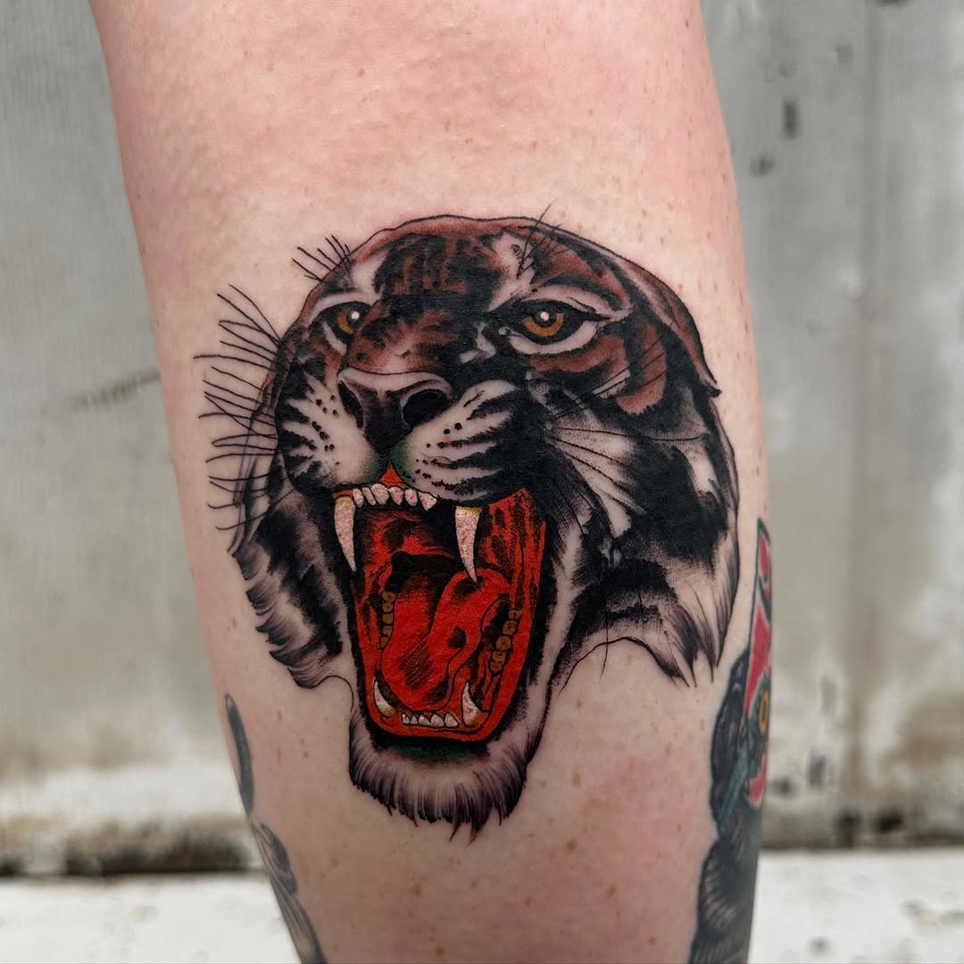 Tattoo by @samavitia — american_traditional