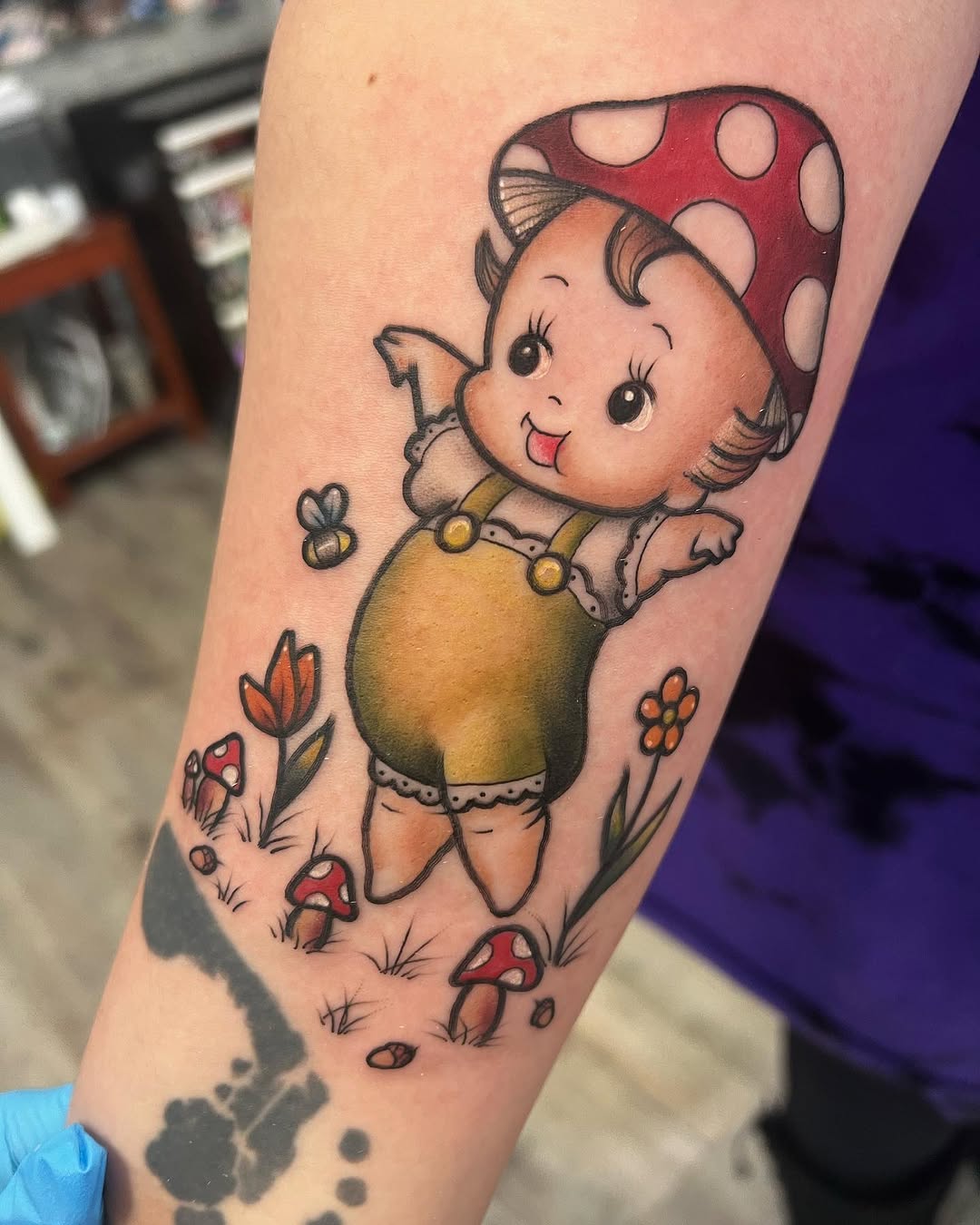 Tattoo by @oliviasuzannetattoos โ new_school