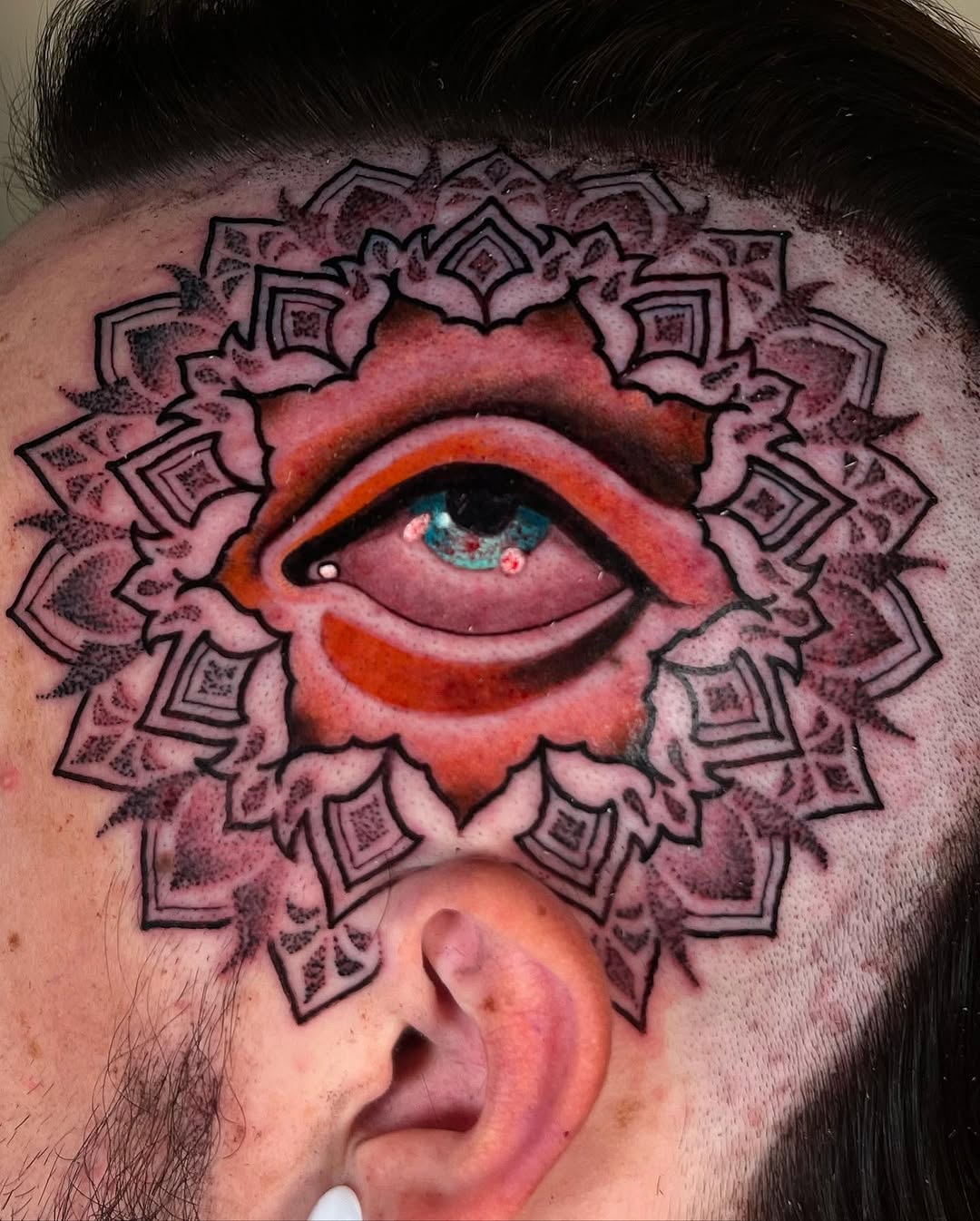 Tattoo by @lacedemonart β illustrative, geometric