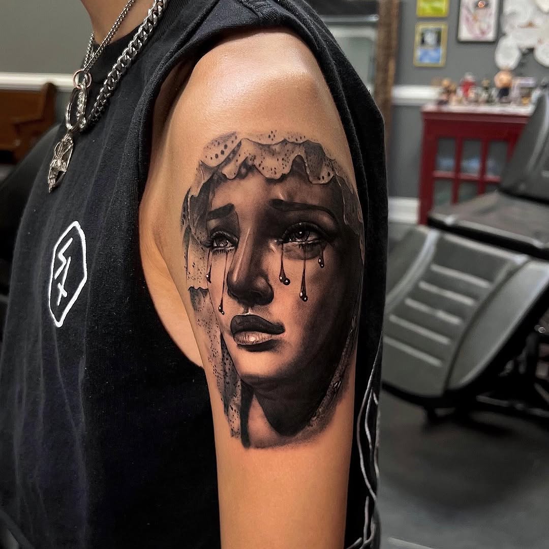 Tattoo by @snakesanddaggers โ realism, black_and_grey