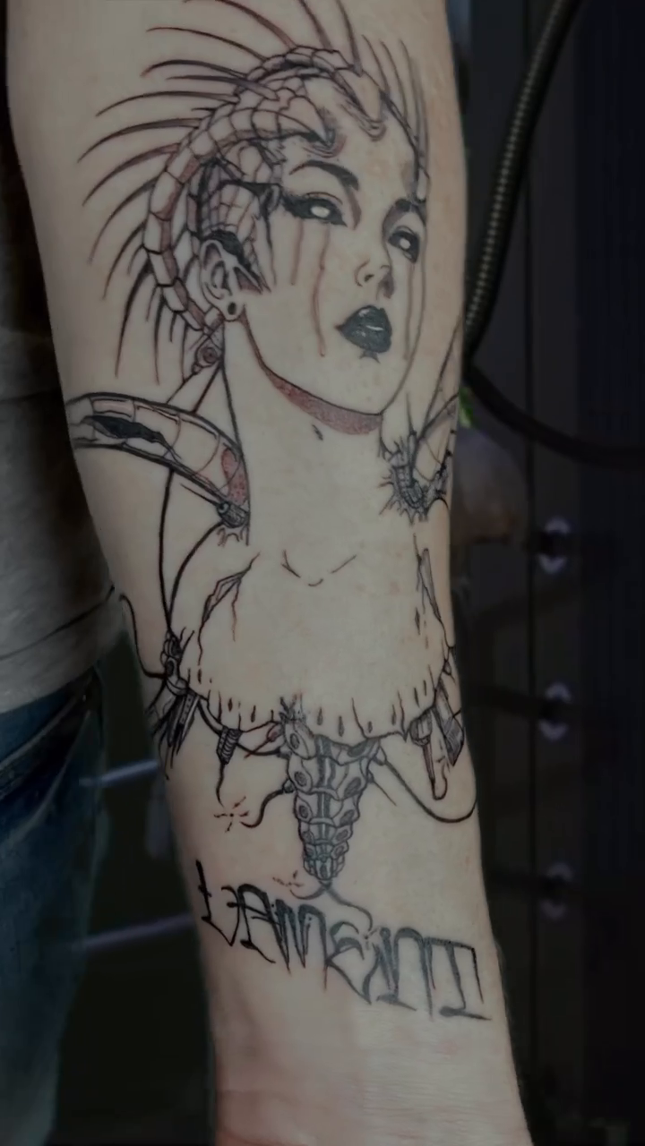 Tattoo by @thebenvaughan โ black_and_grey