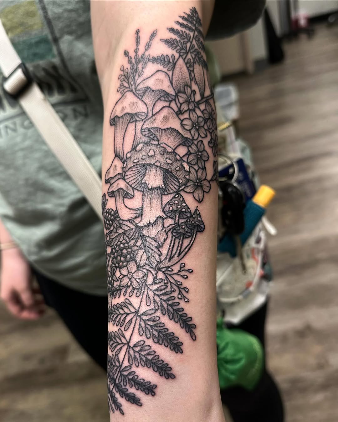 Tattoo by @the_chaotic_ginger — black_and_grey, illustrative