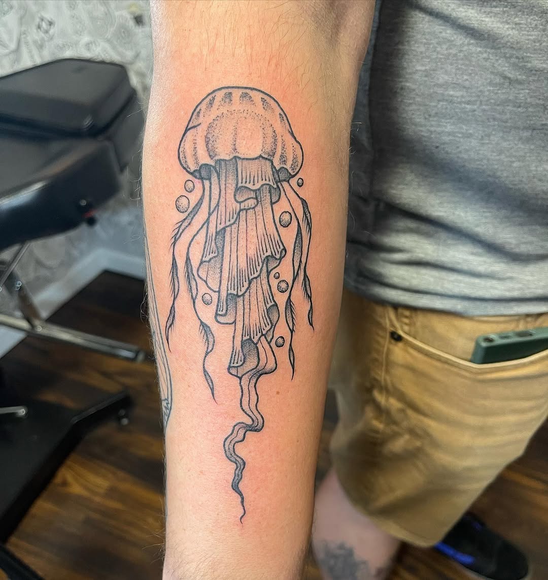 Tattoo by @_tattoosbyshon_ — fine_line, dotwork