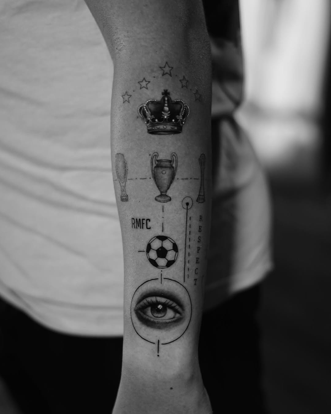 Tattoo by @luispereyra.tattoo β realism, black_and_grey