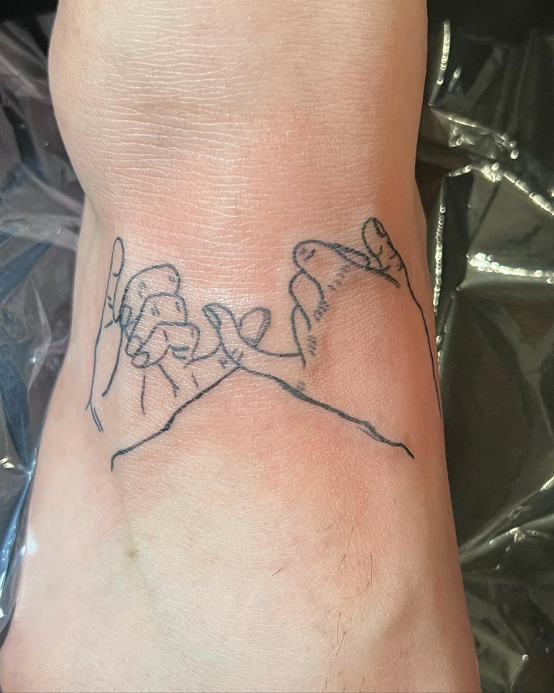 Tattoo by @inkd_by_leayae — fine_line, minimalist