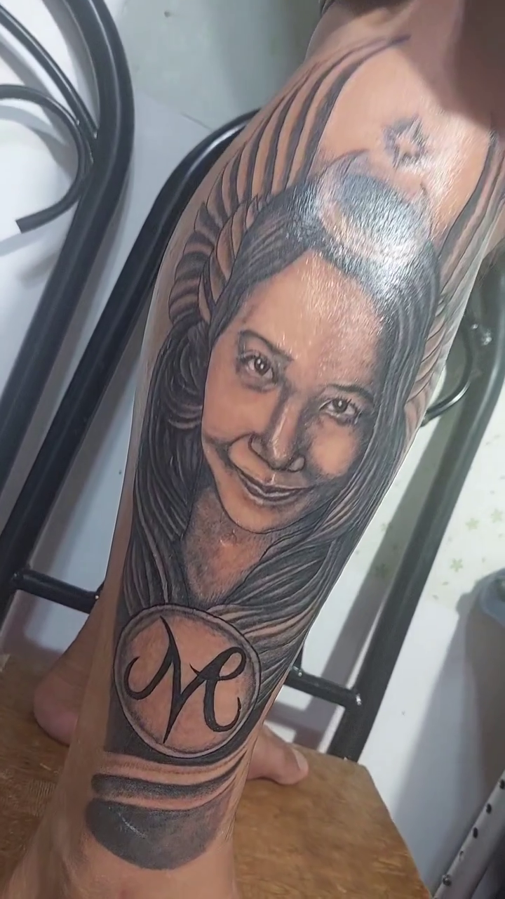 Tattoo by @ferdsvillanueva — realism, black_and_grey