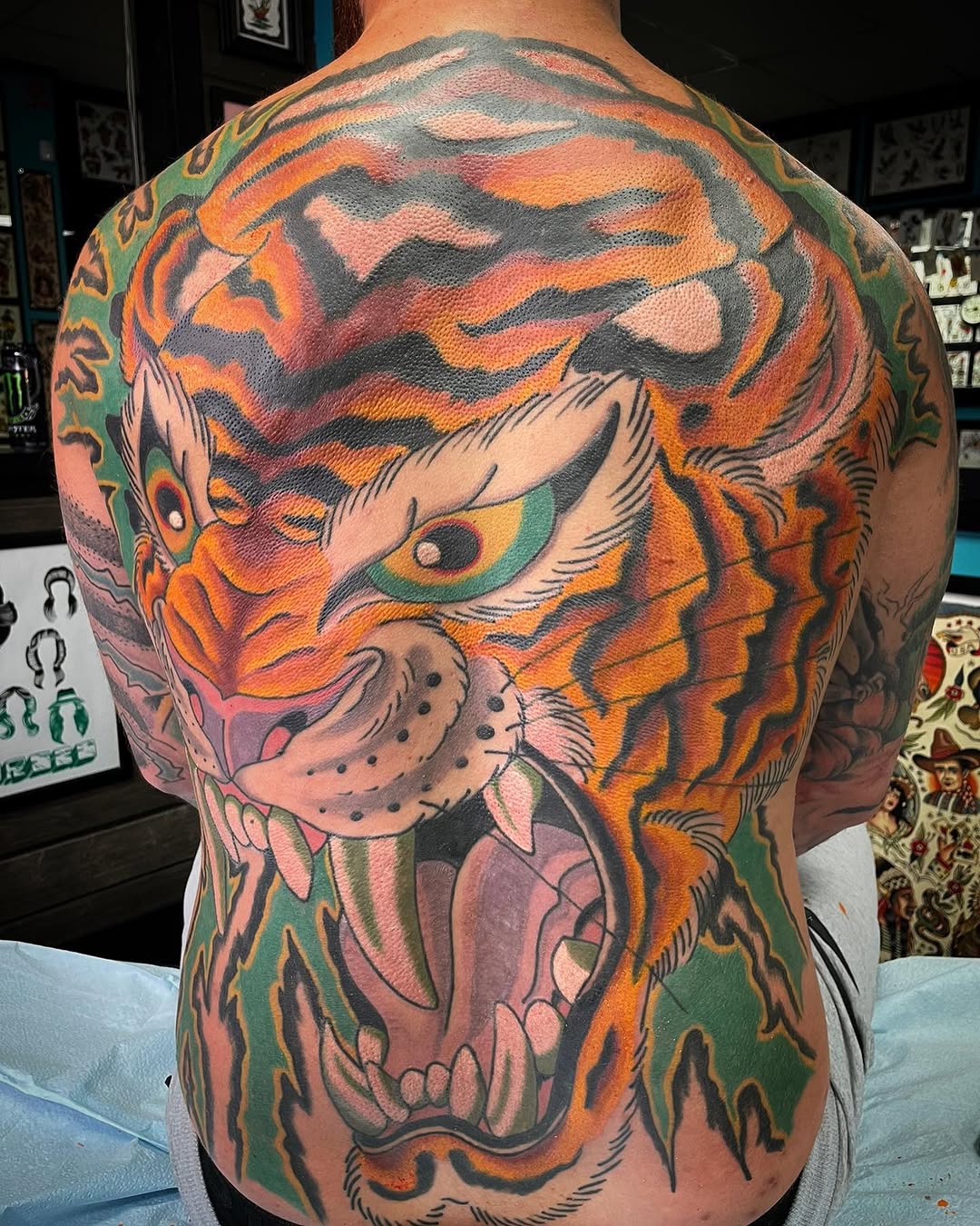 Tattoo by @_wooderson_ β japanese_irezumi, american_traditional