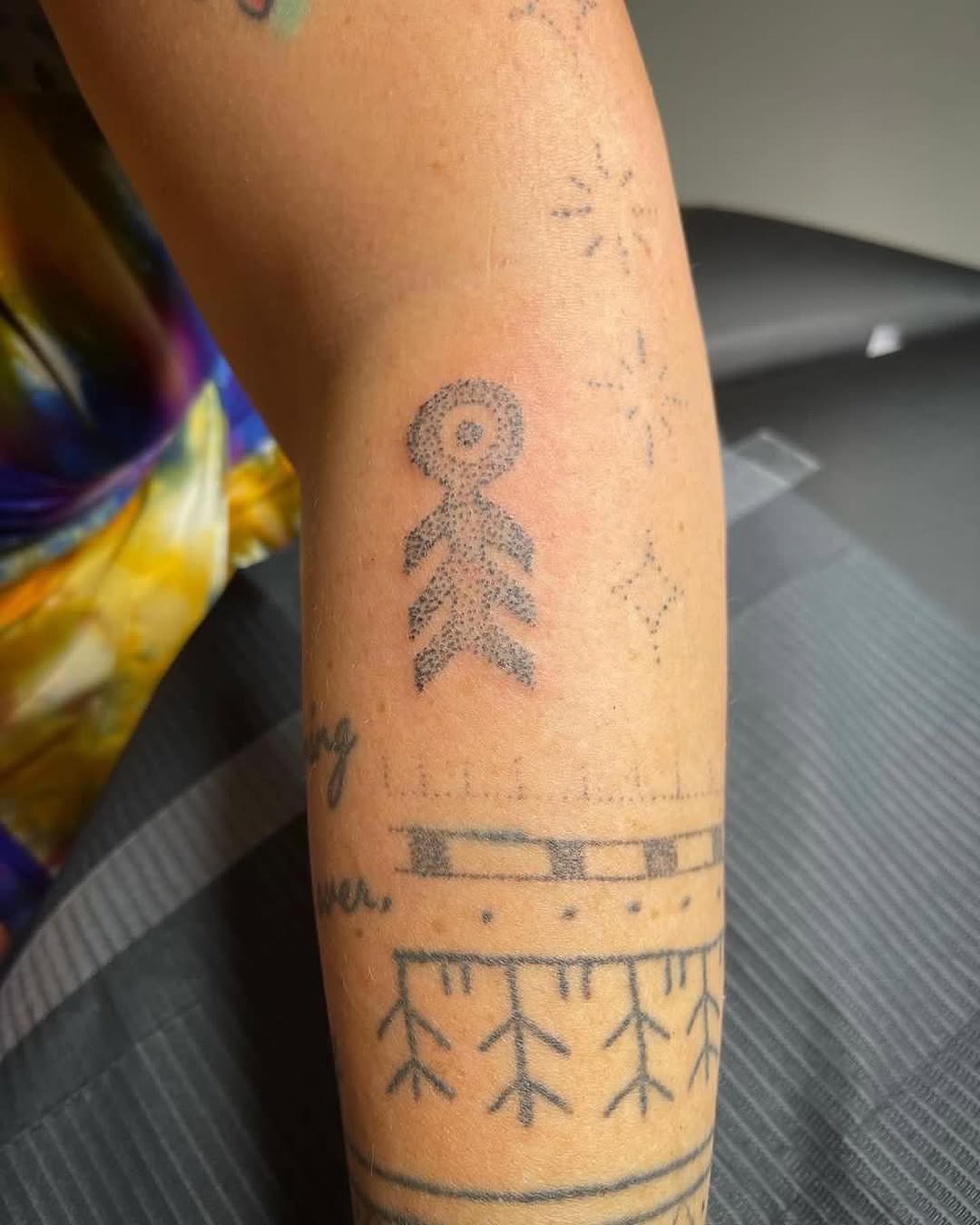 Tattoo by @rat.hearts โ dotwork, tribal