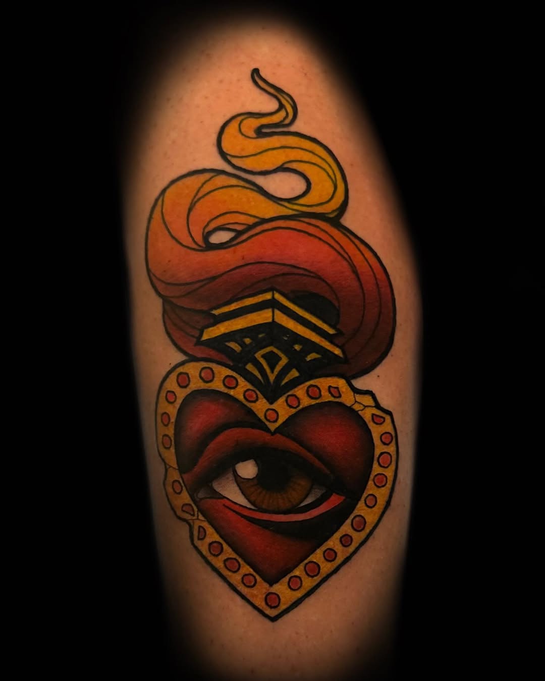 Tattoo by @dennisalejandrotattoos โ american_traditional
