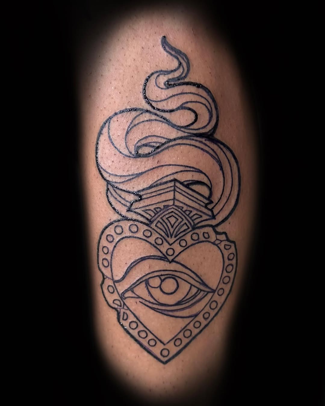 Tattoo by @dennisalejandrotattoos โ black_and_grey