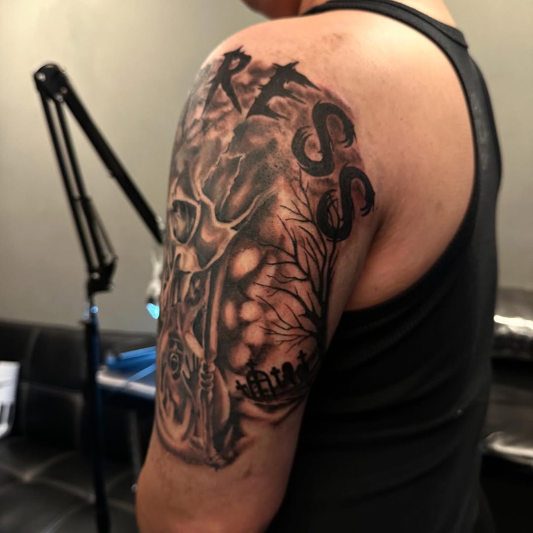 Tattoo by @h.tattooer_ — black_and_grey, dark_realism