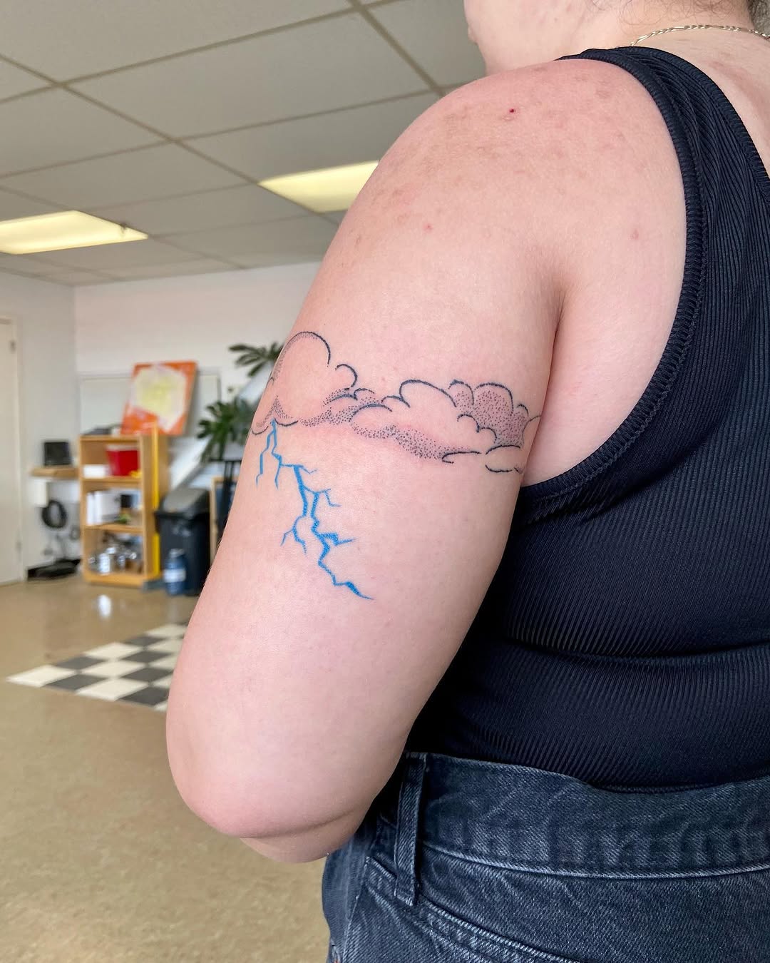 Tattoo by @mano_blue — fine_line, dotwork