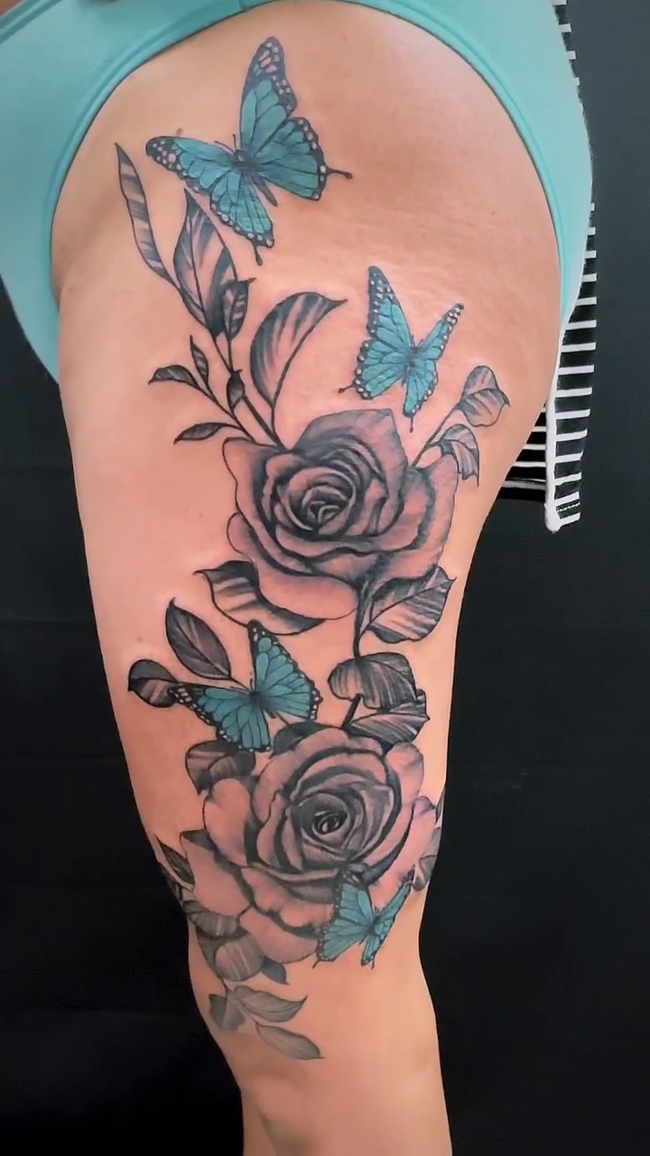 Tattoo by @colinmohamed โ black_and_grey, fine_line