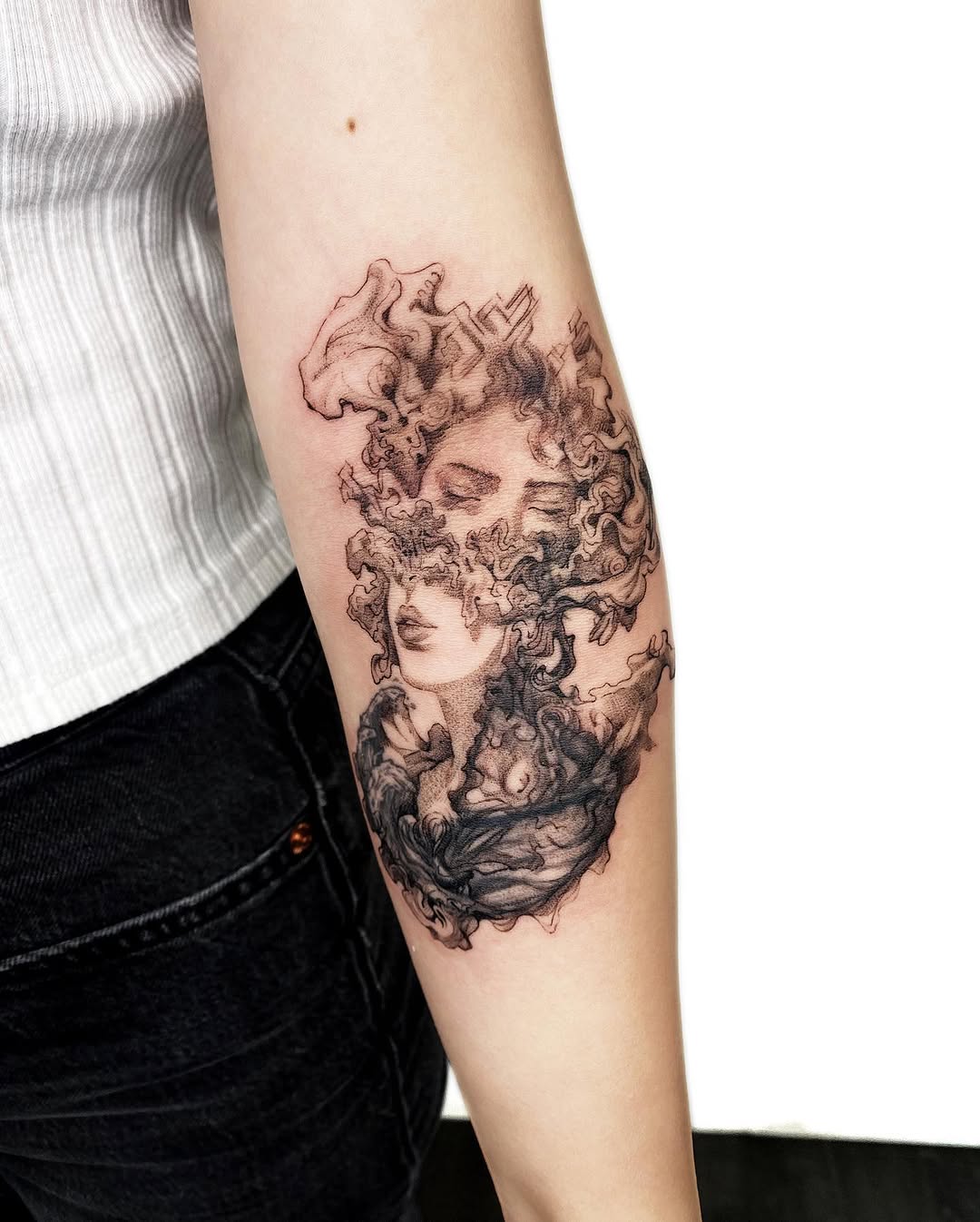 Tattoo by @alices_tattoo — black_and_grey, illustrative