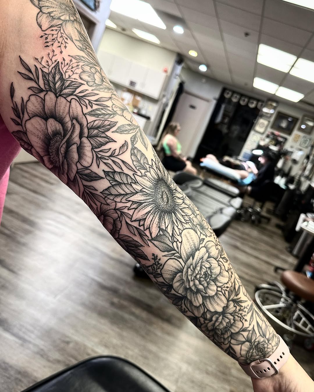 Tattoo by @the_chaotic_ginger — black_and_grey, realism
