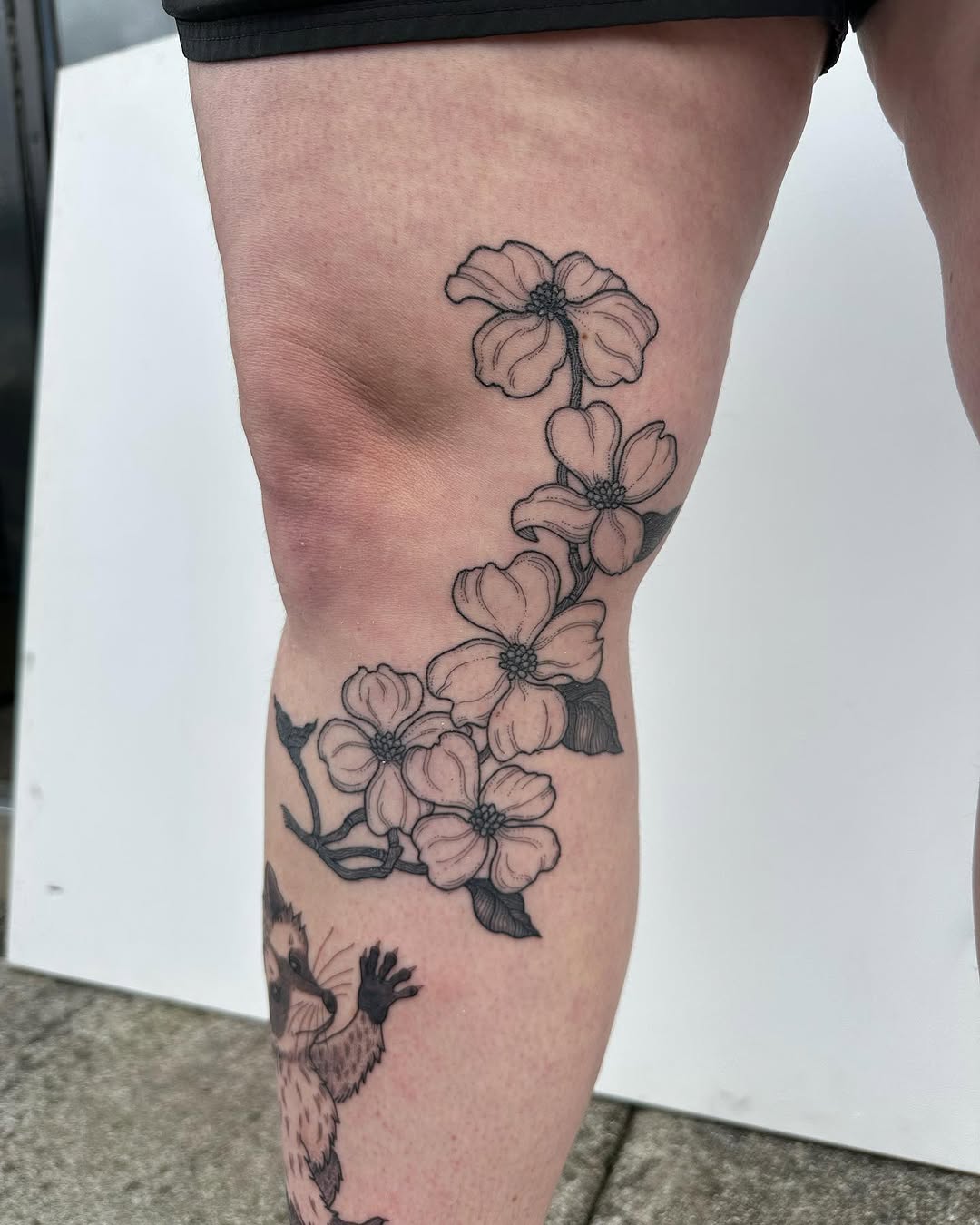 Tattoo by @drawingplantsandthings — black_and_grey