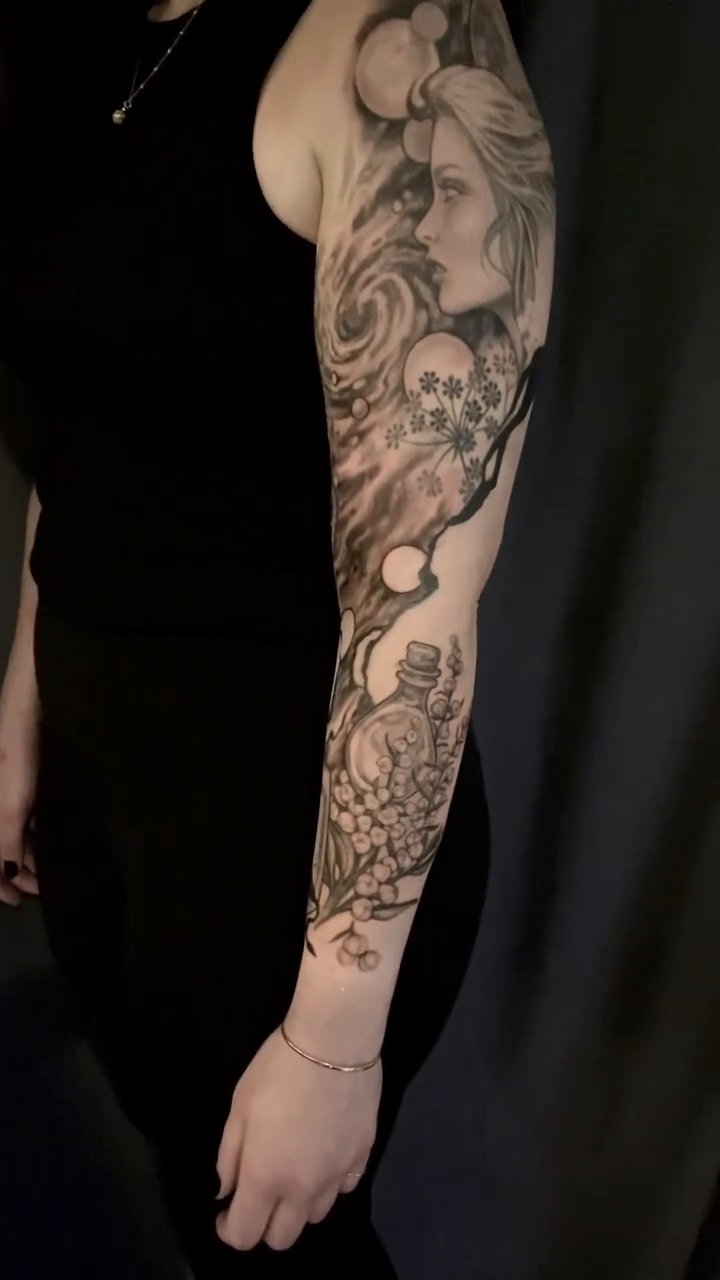 Tattoo by @msdanajonesart — black_and_grey, illustrative