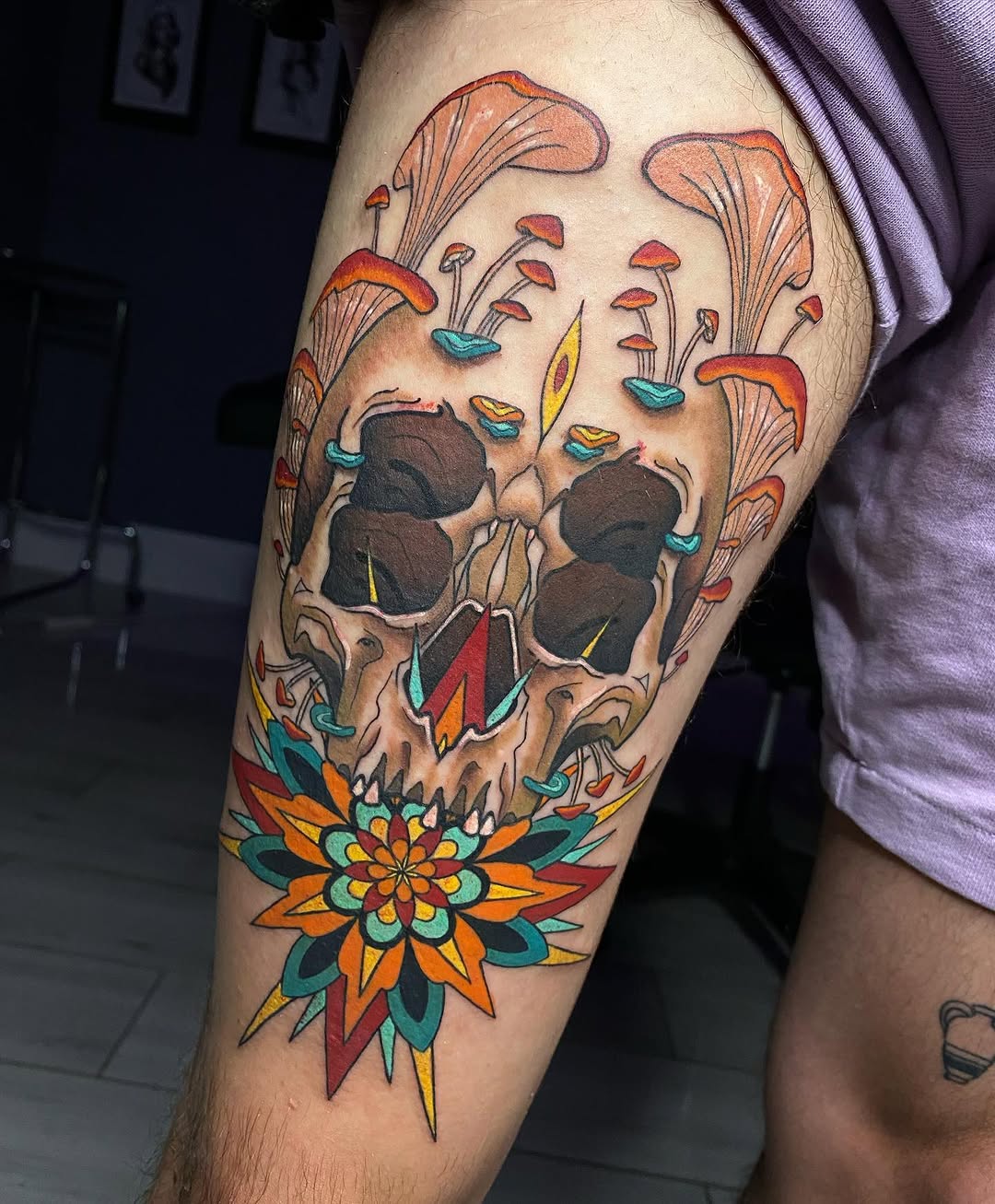 Tattoo by @deefloriantattoos — new_school