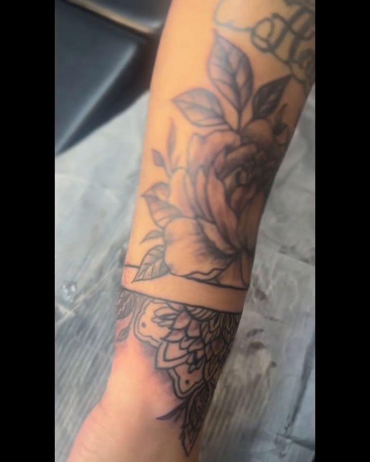Tattoo by @amieinkadelik โ fine_line, black_and_grey