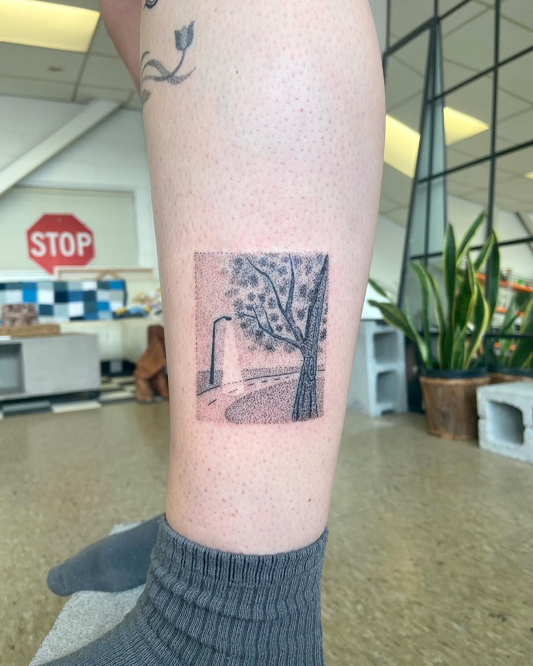 Tattoo by @mano_blue — dotwork, illustrative