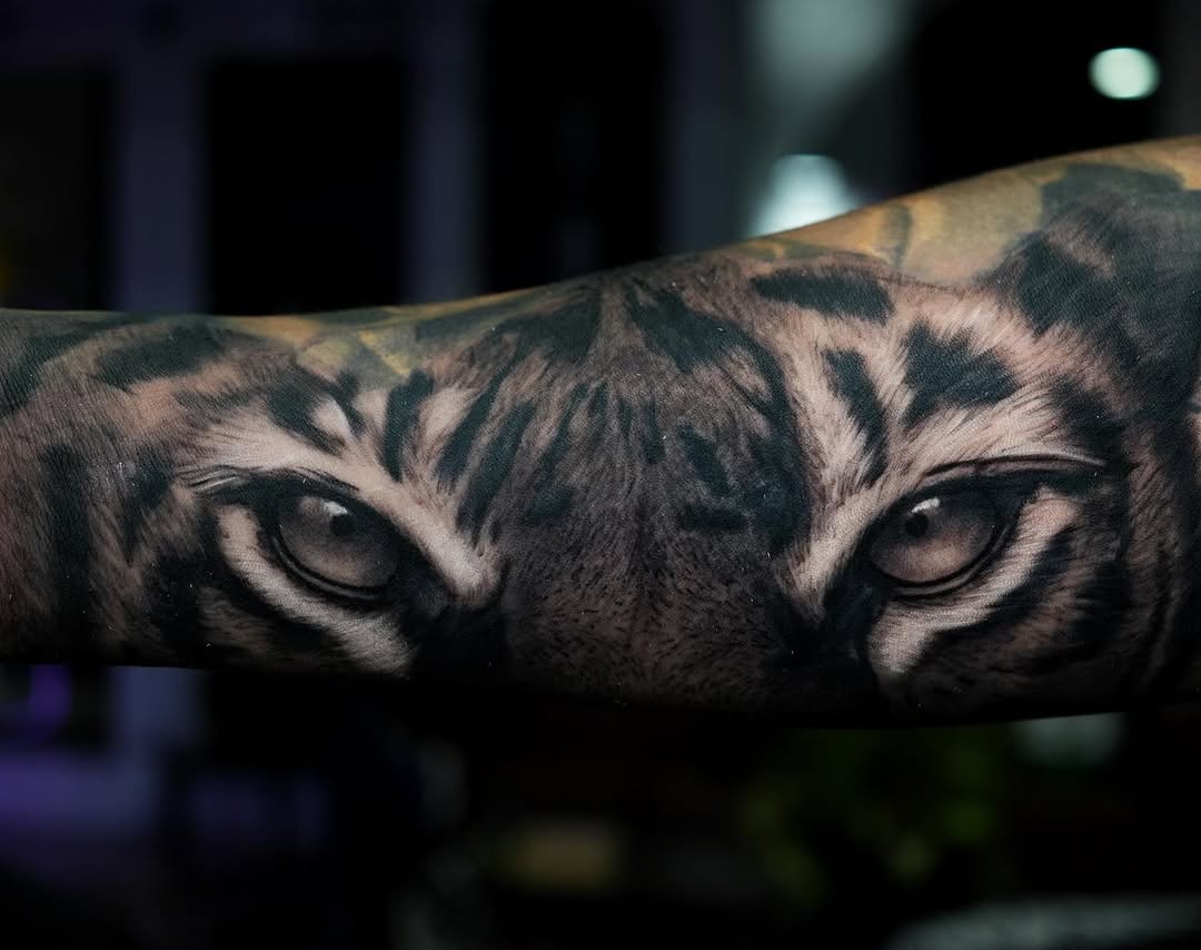 Tattoo by @luispereyra.tattoo β realism, black_and_grey
