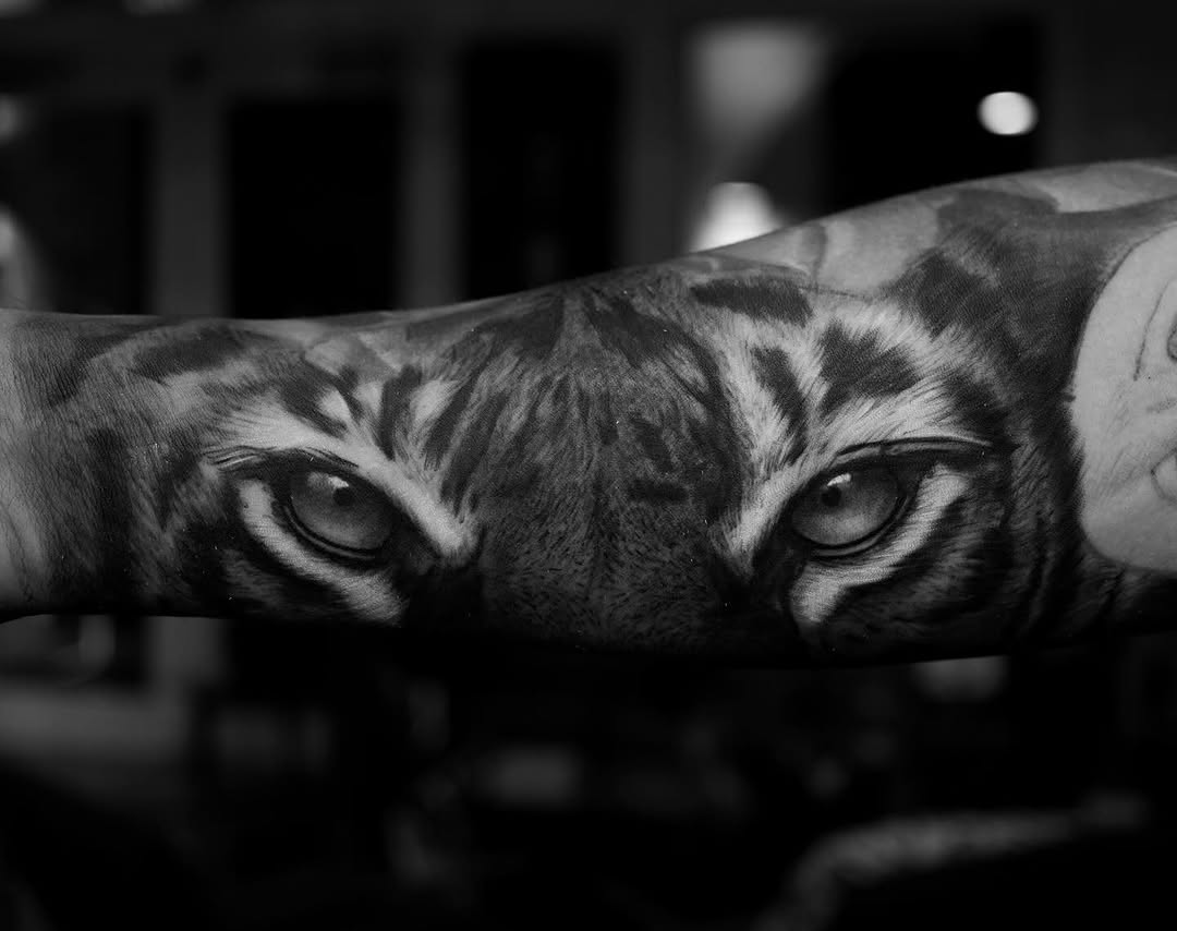 Tattoo by @luispereyra.tattoo β realism, black_and_grey