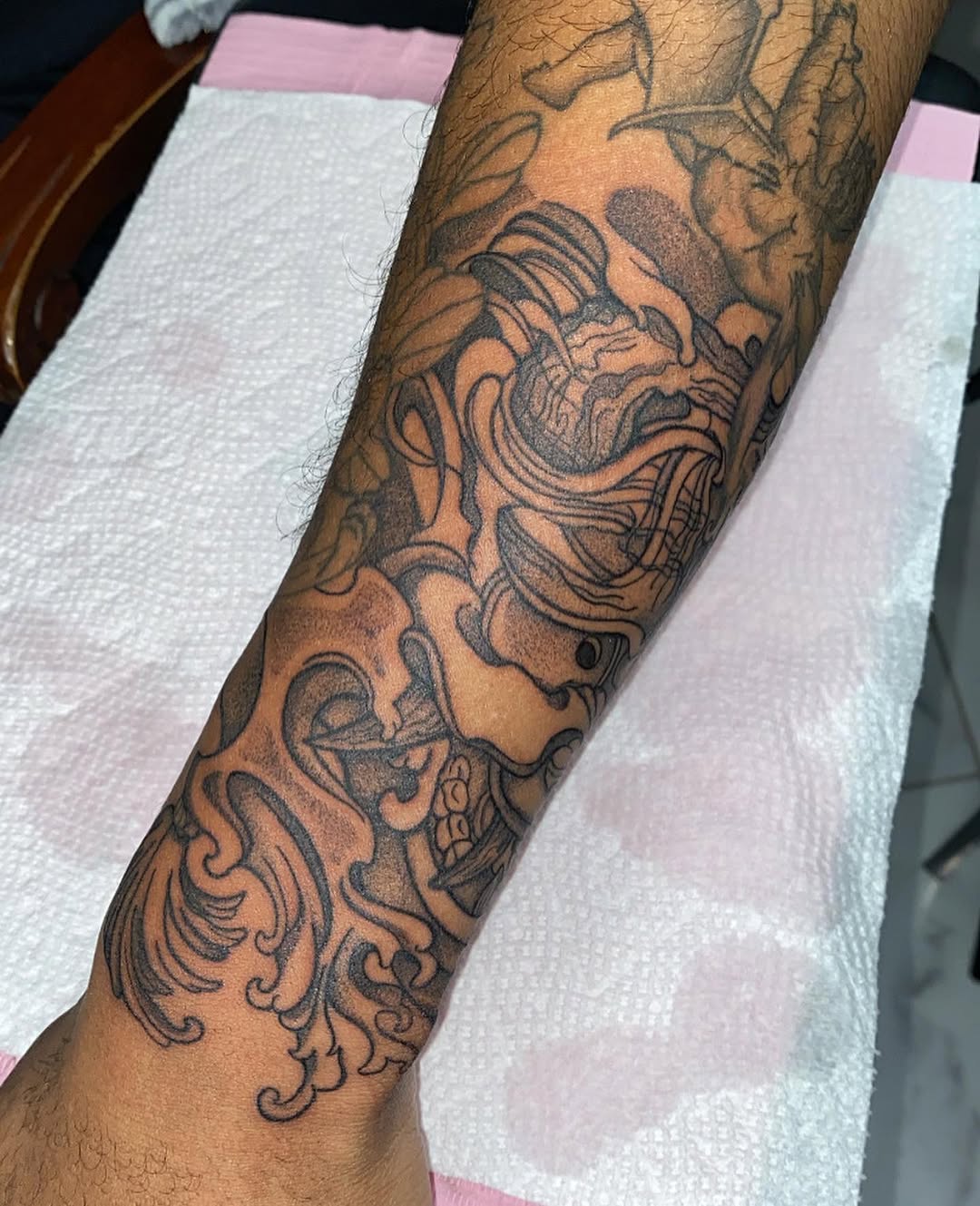 Tattoo by @laaysweetneedle._ — japanese_irezumi, black_and_grey