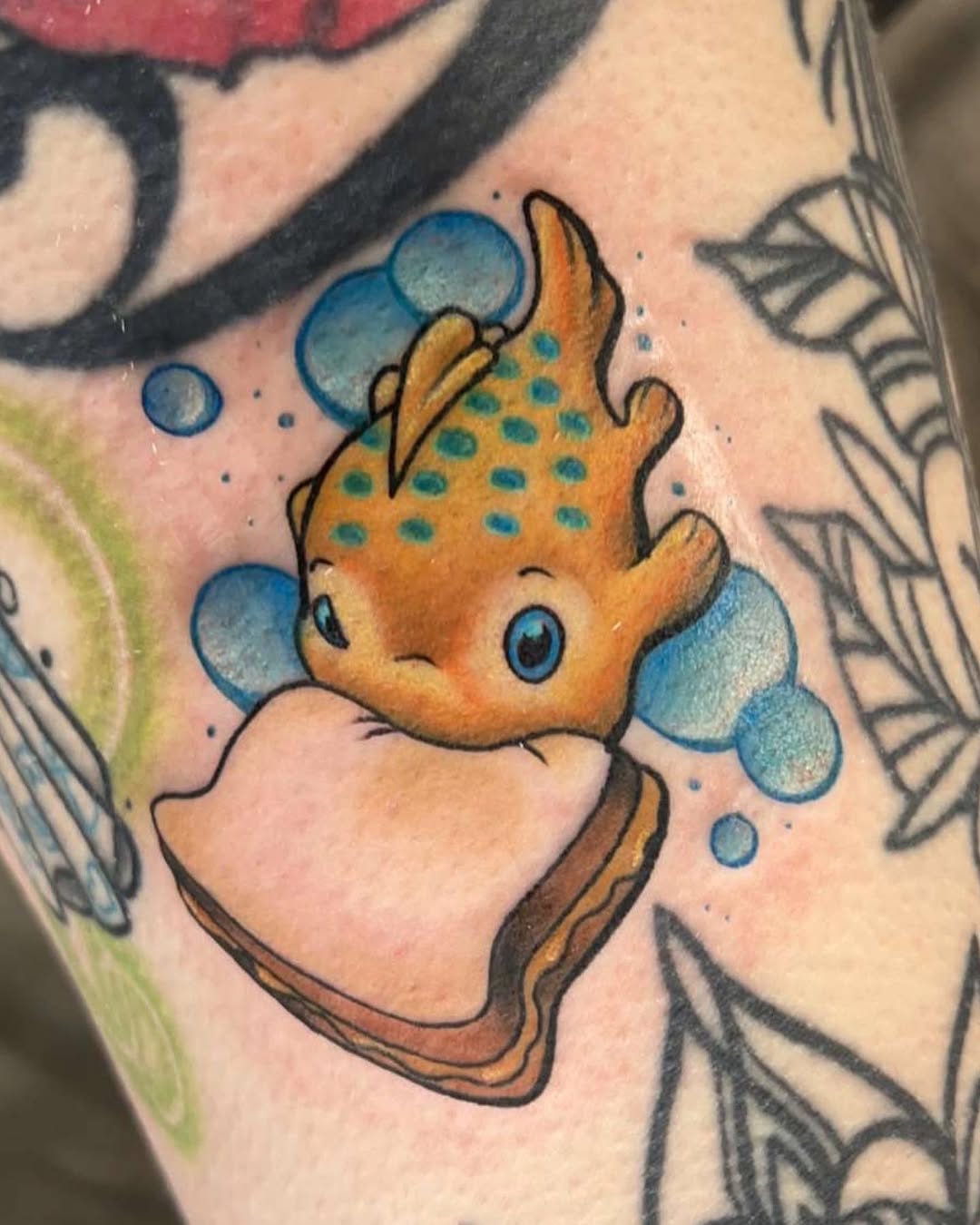 Tattoo by @oliviasuzannetattoos โ new_school