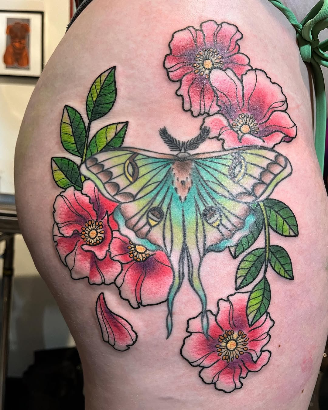 Tattoo by @jessp_tattoo — illustrative, realism