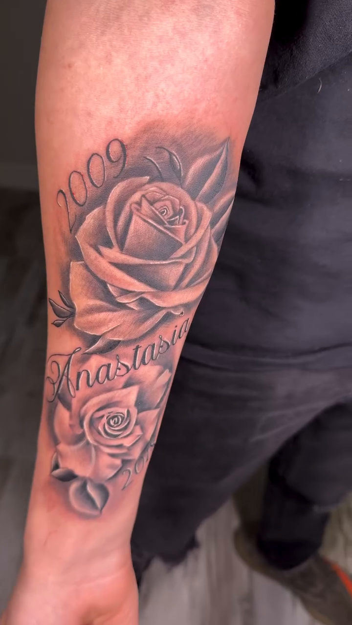 Tattoo by @tattoosbylu216 — black_and_grey, realism
