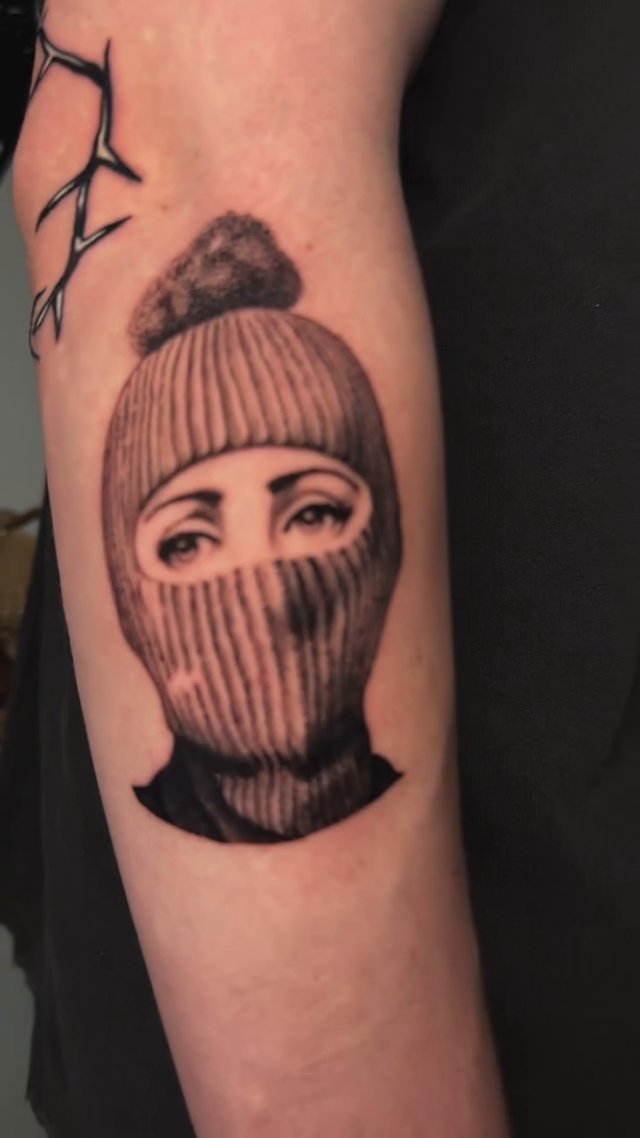 Tattoo by @seanmademeink — realism, black_and_grey