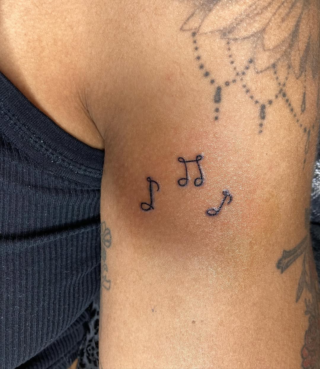 Tattoo by @cmoreink — fine_line, minimalist