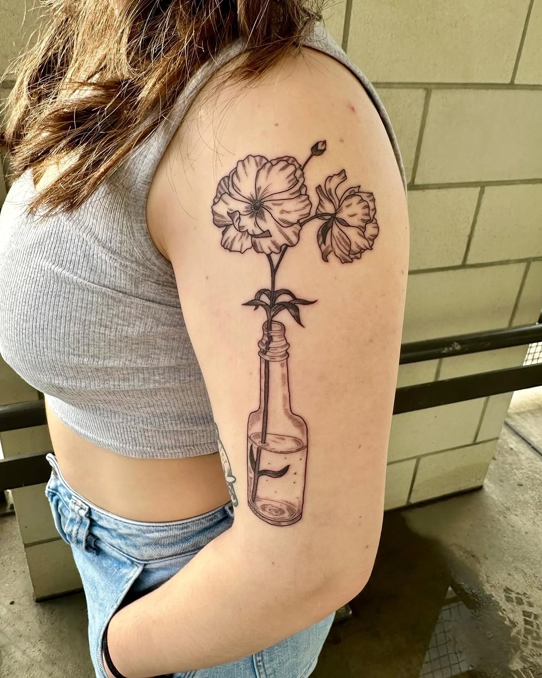 Tattoo by @drawingplantsandthings — black_and_grey