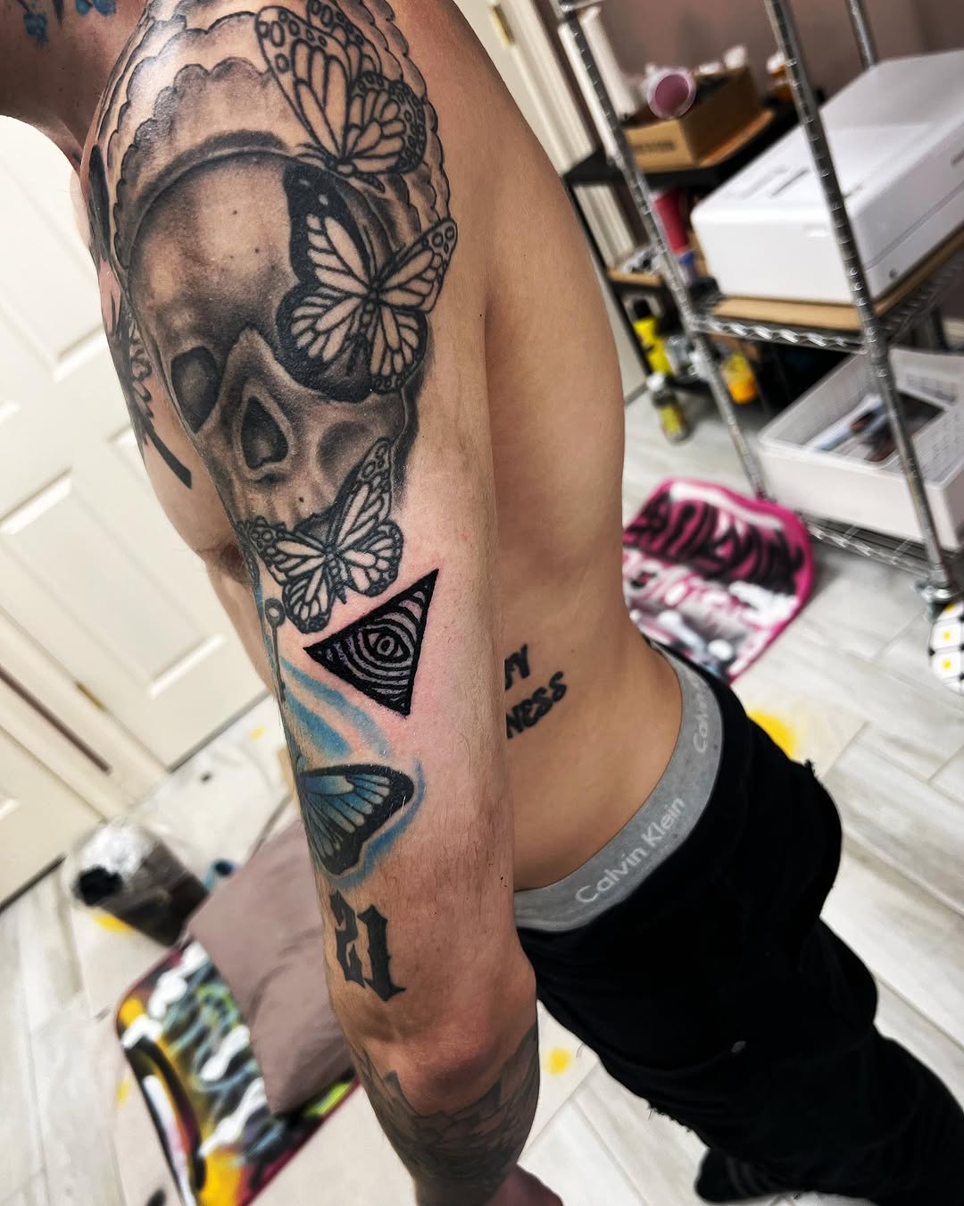 Tattoo by @silkyinks — black_and_grey, illustrative