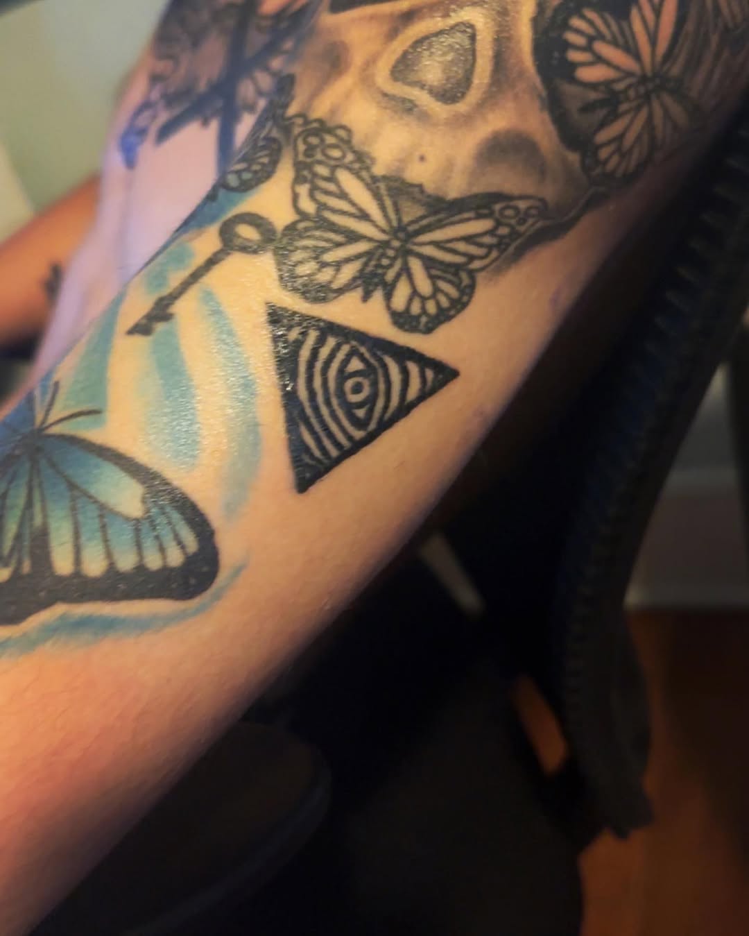 Tattoo by @silkyinks — illustrative, geometric