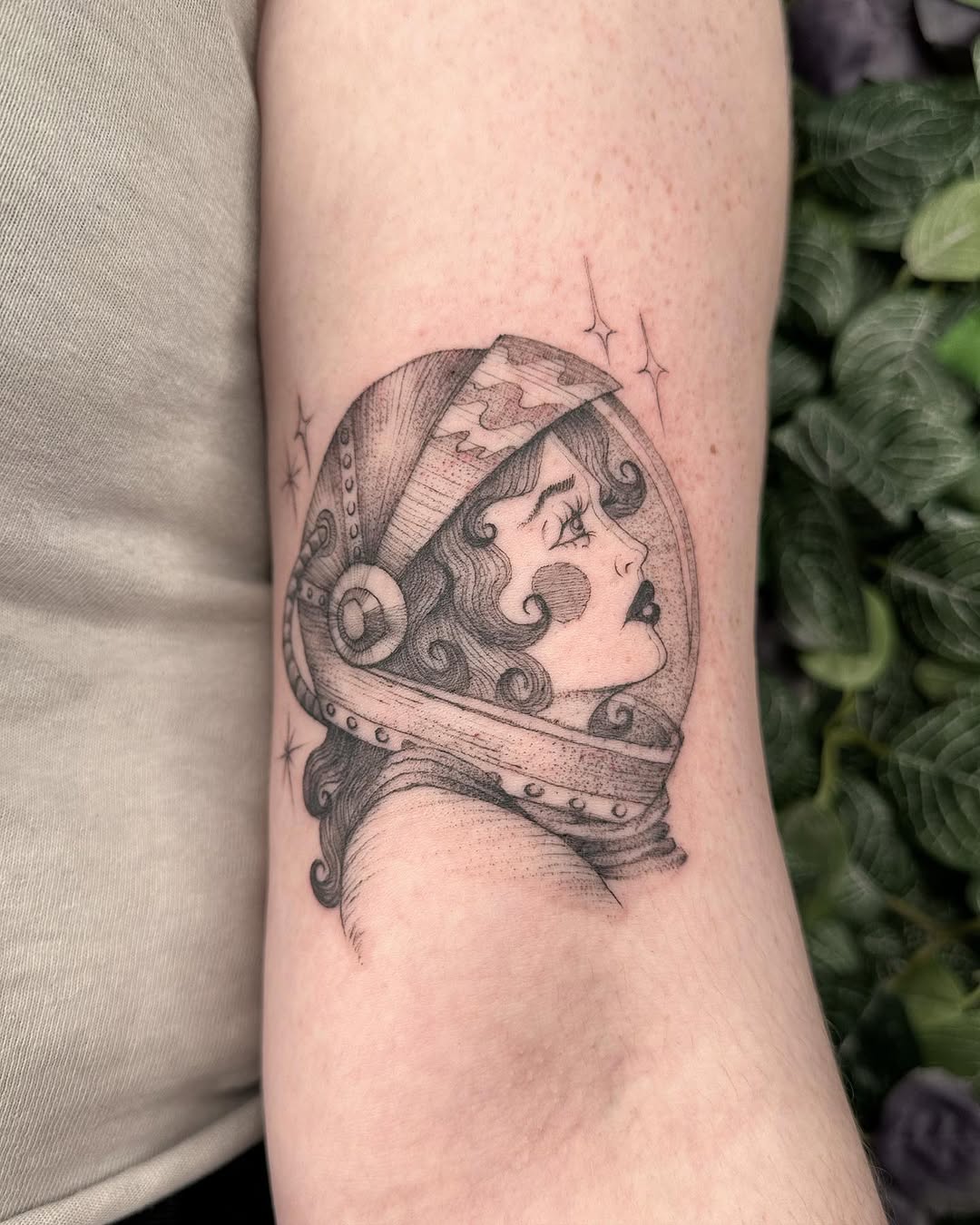 Tattoo by @pineneedlestattoo — black_and_grey, illustrative