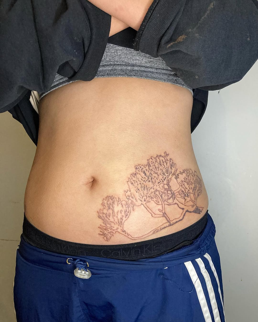 Tattoo by @lesser.burdock โ fine_line