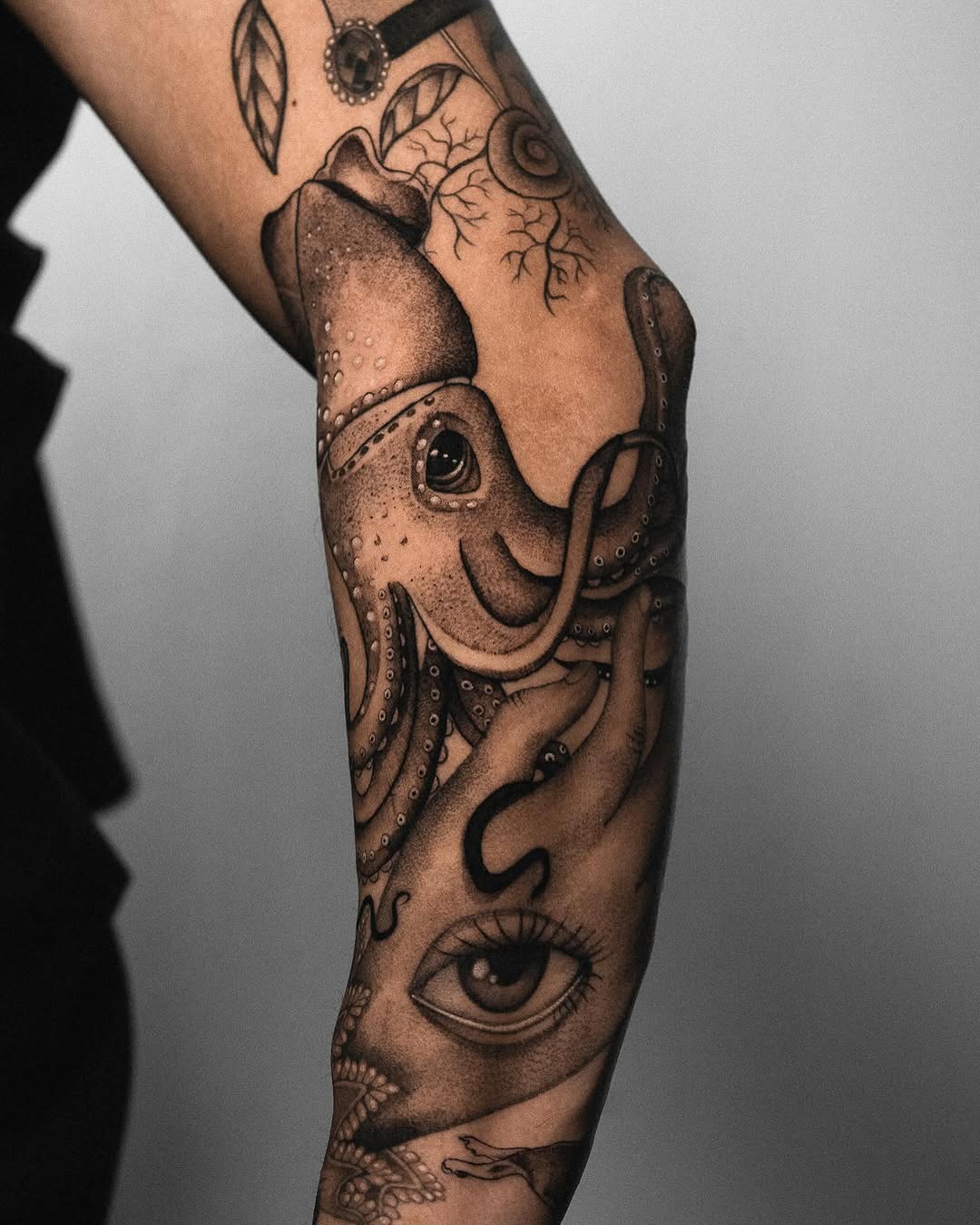 Tattoo by @bluebird.ink β black_and_grey, realism