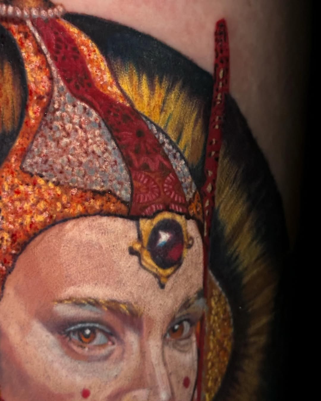 Tattoo by @raven_wood_tattoo โ realism, illustrative
