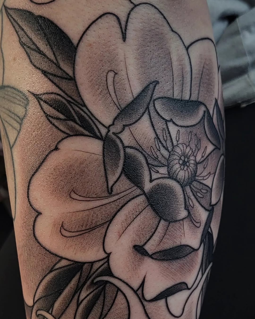 Tattoo by @jaclyngreb — black_and_grey